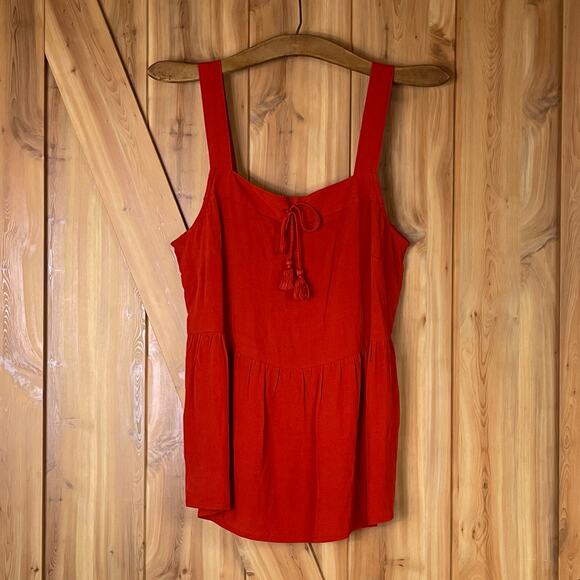 Banana Republic Skirted Tie Front Detail Tank size S - Picture 3 of 5